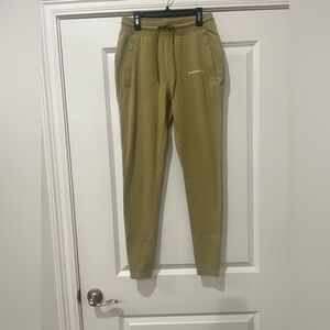 NWOT Alphalete women’s joggers size M